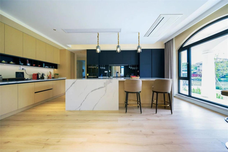 Room Tour|一線臨湖庭院，高階生活的藝術(shù)想象 image8